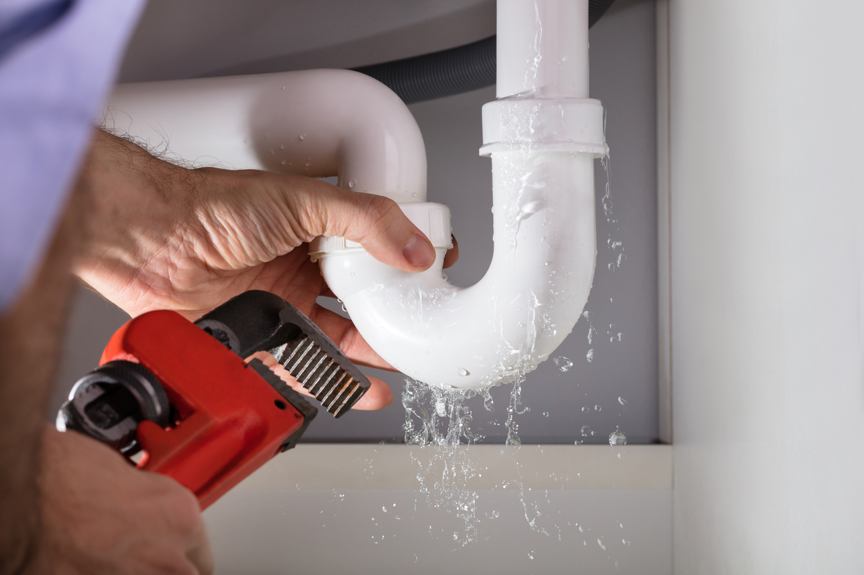 3 Reasons To Call a Plumber During a Remodel