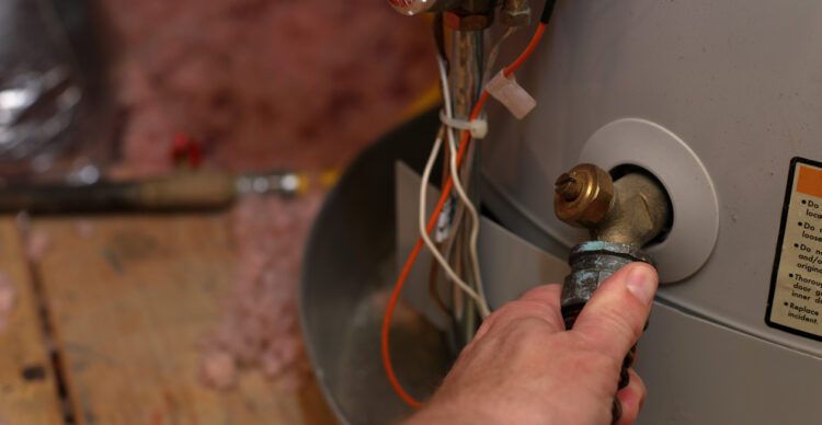 4 Signs Your Water Heater Needs Maintenance